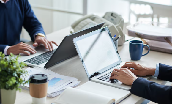Perbedaan Freelance, Full Time, dan Part Time yang Wajib Dipahami Sebelum Kerja