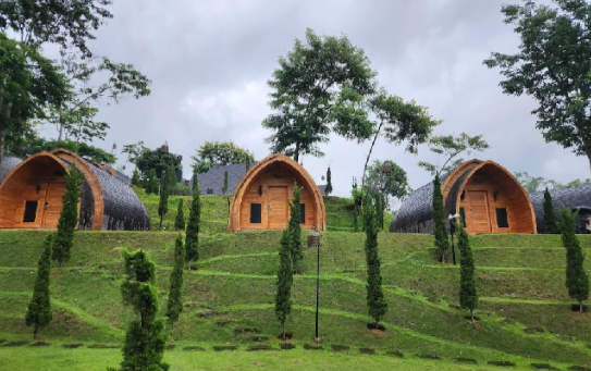 Rekomendasi Kota di Indonesia yang Cocok untuk Healing Murah tapi Tetap Seru
