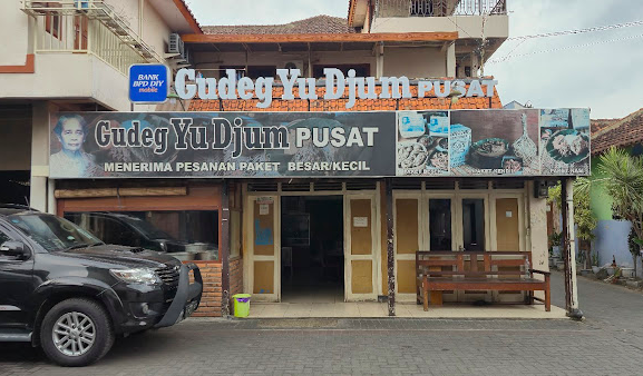 Gudeg Yu Djum Jadi Ikon Kuliner Jogja, Rasanya Disebut Tak Pernah Berubah