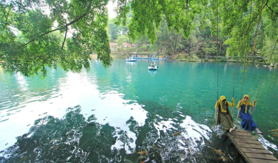 Tempat Wisata Hidden Gem di Jawa Barat yang Belum Terlalu Ramai Turis!