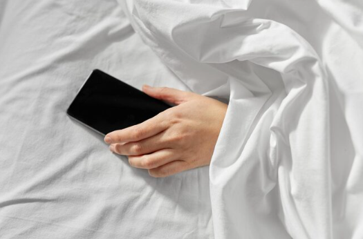 Barang di Kamar yang Ternyata Bisa Membuat Tidur Kurang Nyenyak!