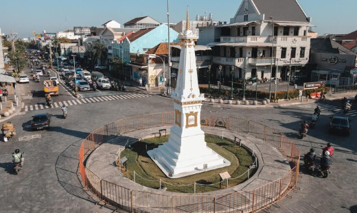 Rekomendasi Kota di Indonesia yang Cocok untuk Solo Traveling