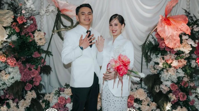 Adhisty Zara Akhirnya Umumkan Pernikahan dengan Tsaqib, Foto Baby Bump Jadi Sorotan