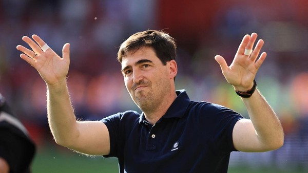 Iraola Jadi Kandidat Terdepan untuk Gantikan Arne Slot di Liverpool