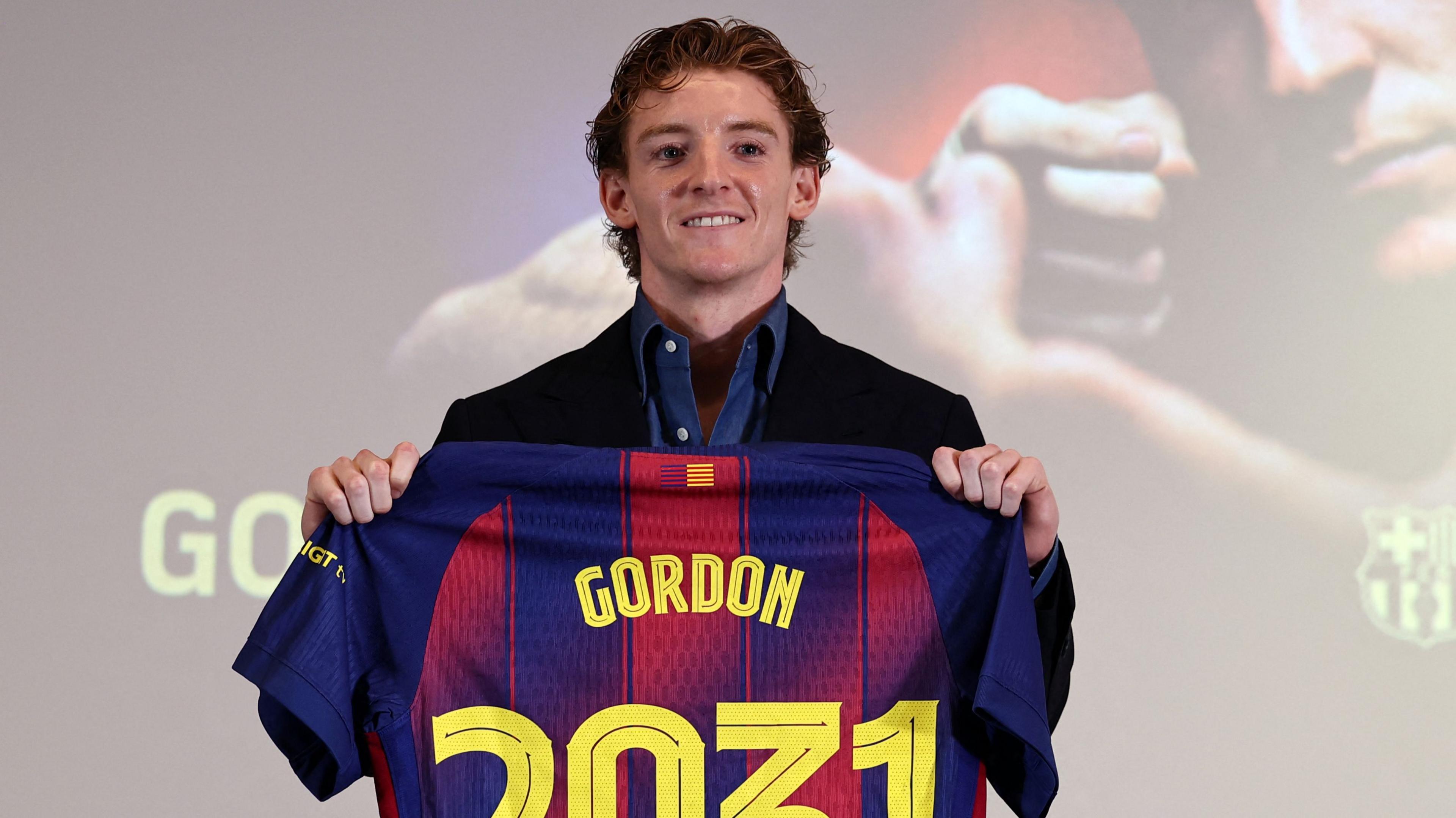 3 Fakta Unik Anthony Gordon di Barcelona, Nomor 1 Bikin Banyak Orang Kaget