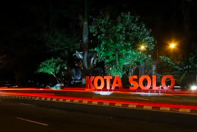 6 Kuliner Malam Solo yang Selalu Ramai Diburu, Nomor Terakhir Sudah Legendaris Sejak Puluhan Tahun