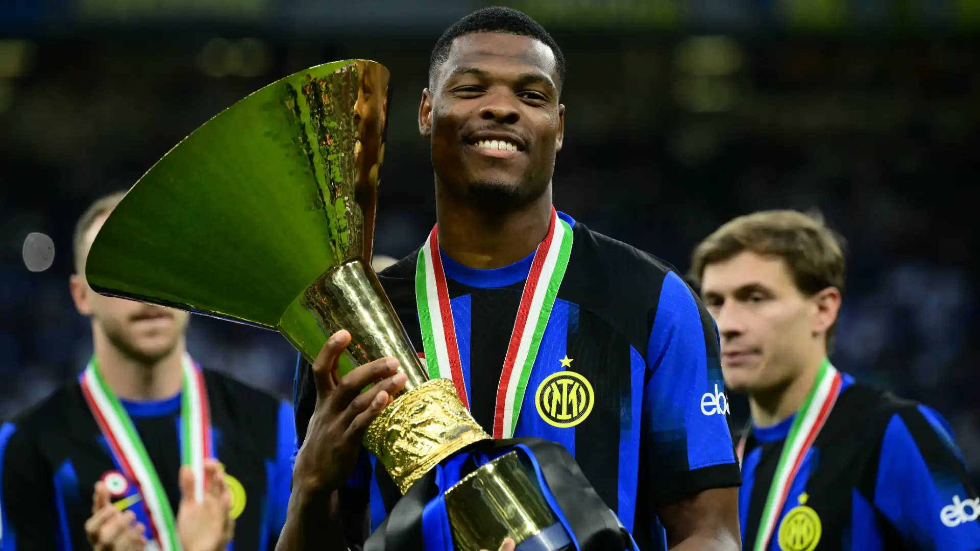 Denzel Dumfries Sudah Dekat ke Bernabeu, Fabrizio Romano: 