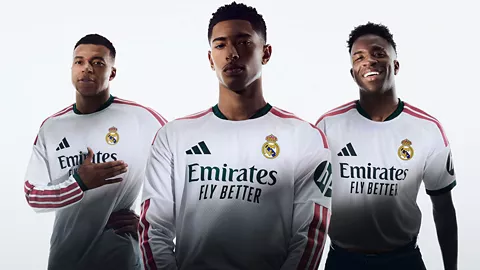 Real Madrid Perkenalkan Jersey Home Musim 2026/2027, Nuansa Kerajaan Jadi Sorotan