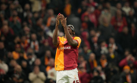 Victor Osimhen ke Manchester United, Carrick Coba Rebut Mesin Gol Incaran Atletico Madrid