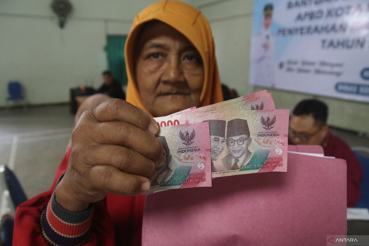 Daftar 3 Bansos Cair Juni 2026: PKH hingga PIP Mencapai Rp2,7 Juta, Simak Cara Cek Nama Penerima via Online