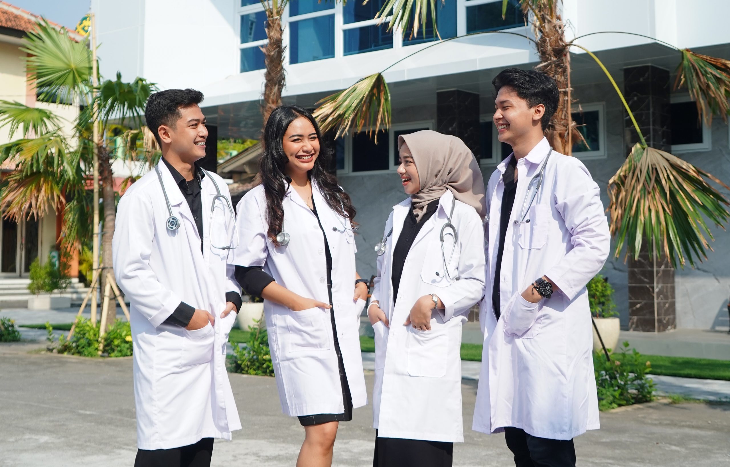 10 Kampus dengan Jurusan Kedokteran Terbaik di Indonesia Versi EduRank 2026, UI, UNAIR, atau UGM Nomor Satu?