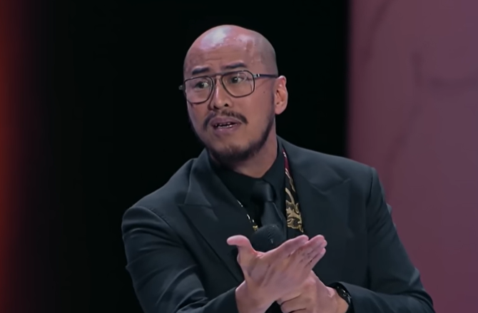 Ditantang Debat Soal Tauhid, Jawaban Pandji Pragiwaksono Malah Bikin Netizen Ngakak