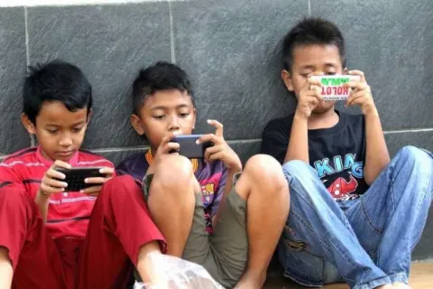 Pengamat: Masyarakat Kini Semakin Sadar Terhadap Dampak Negatif Medsos Bagi Anak
