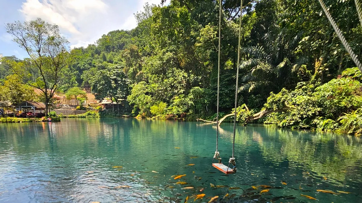 Rekomendasi Tempat Wisata Hidden Gem di Jawa Barat yang Pemandangannya Super Eksotis, Ada Situ Cipanten!