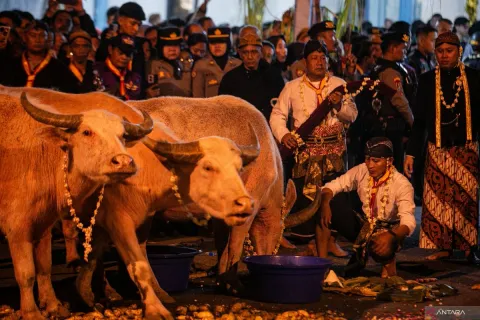 Mengenal Malam 1 Suro: Tradisi Sakral Jawa yang Sarat Makna dan Filosofi