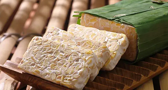 Dolar Tembus Rp18 Ribu, Pengrajin Tempe Mulai Terjepit: Produksi Dikurangi, Ukuran Diperkecil