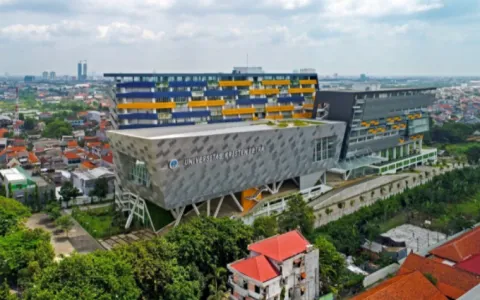 Kampus Swasta Terbaik di Surabaya yang Banyak Diminati Calon Mahasiswa