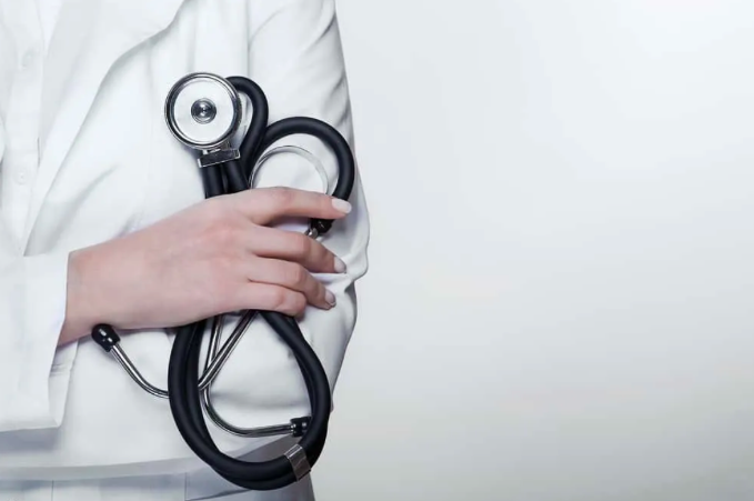 5 Dokter Spesialis Paling Langka di Indonesia, Ada yang Menangani Astronot hingga Kasus Kriminal