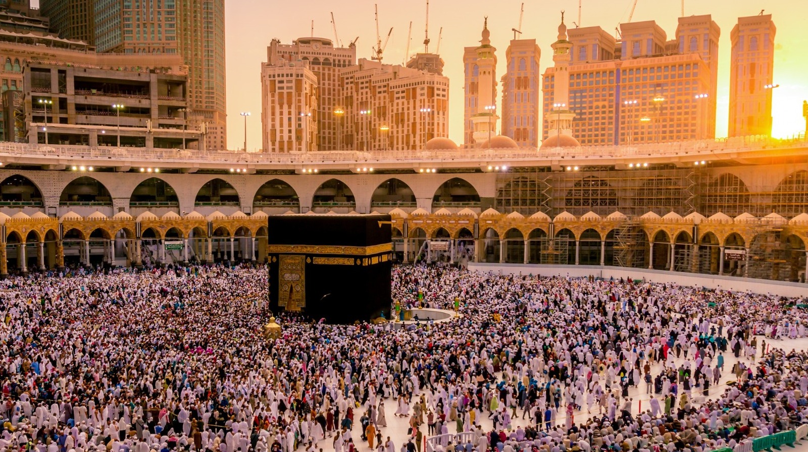 7 Amalan Tahun Baru Hijriah yang Dianjurkan, Raih Keberkahan di Bulan Muharram