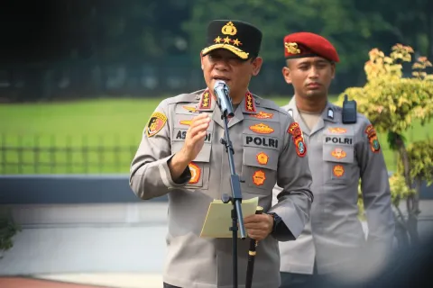 Kapolda Metro Sebut Gas Air Mata Hanya Bisa Ditembakkan Atas Perintahnya Saat Demo BEM UI