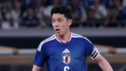Piala Dunia 2026 Sirna karena Cedera, Wataru Endo Umumkan Pensiun dari Timnas Jepang