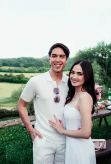 Tampil Menawan di Italia, Gaya "Effortlessly Chic" Syifa Hadju Menuai Banyak Pujian