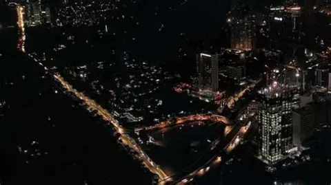 Hemat Listrik Rp140 Juta, Jakarta Gelap Gulita 1 Jam Malam Ini Mulai 20.30 WIB: Dari Monas hingga Bundaran HI!