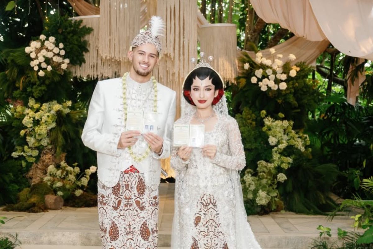Lancar Ijab Kabul Pakai Bahasa Indonesia, Justin Hubner Beri Jennifer Coppen Maskawin Simbol Tahun 2026