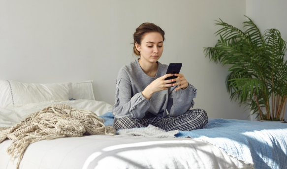 Hobi Main HP Seharian? Ini Skill yang Bisa Dipelajari dari Smartphone!