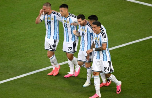 Ternyata Ini Alasan Banyak Pemain Pake Sepatu Pink di Piala Dunia 2026