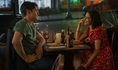 Sinopsis Voicemails for Isabelle, Rom-Com Netflix tentang Cinta yang Berawal dari Pesan Suara