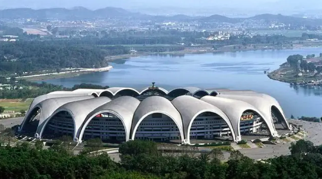 10 Stadion Sepak Bola Terbesar di Dunia, Nomor 1 Bisa Menampung 114 Ribu Penonton