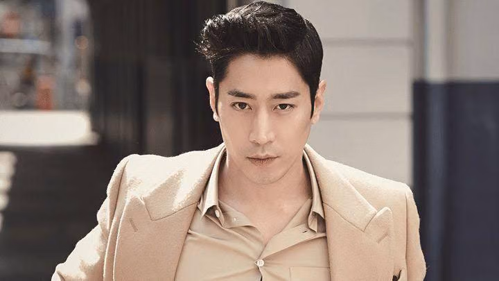 Foto Terbaru Eric Shinhwa Tuai Sorotan, Penggemar Ramai Beri Dukungan
