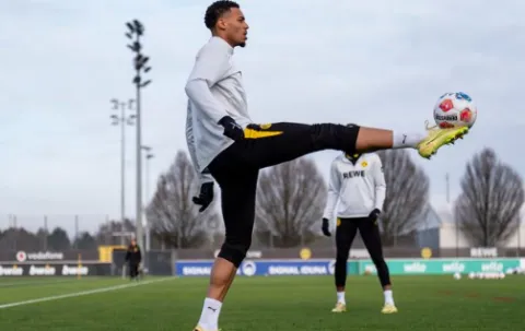 Felix Nmecha Masuk Radar MU, Borussia Dortmund Pasang Harga Fantastis