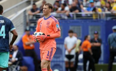 Manuel Neuer Disorot, Kiper Jerman Tolak Disalahkan Usai Kekalahan dari Ekuador