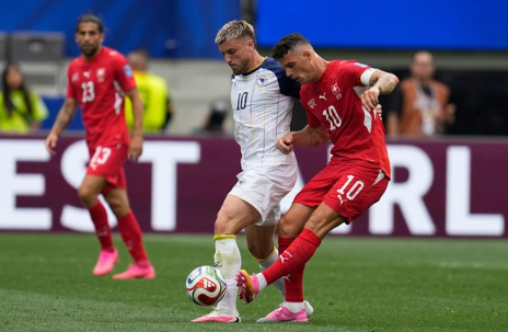 Granit Xhaka Bersinar di Piala Dunia 2026, Penampilan ke-150 Bawa Swiss Melaju ke 16 Besar
