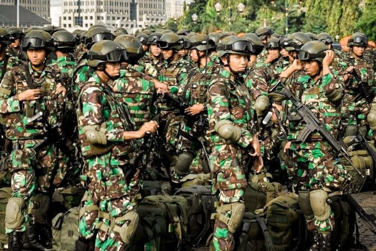 Sederet Tugas Baru TNI di Era Prabowo, dari Urus Sawah hingga Kelola Dapur MBG!