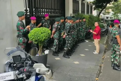 Menguak Isi Perpres 66/2025: Benarkah TNI Melindungi Jampidsus Febrie Adriansyah yang Diperiksa Polisi?
