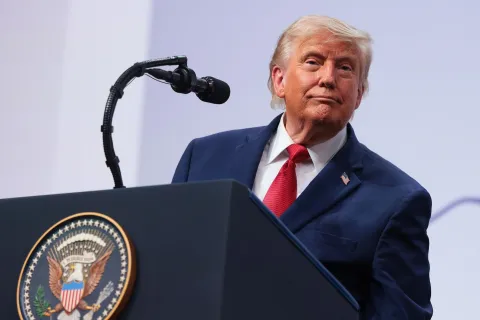 Trump Tegaskan Komitmen AS di NATO, Dukungan Militer untuk Ukraina Terus Berlanjut