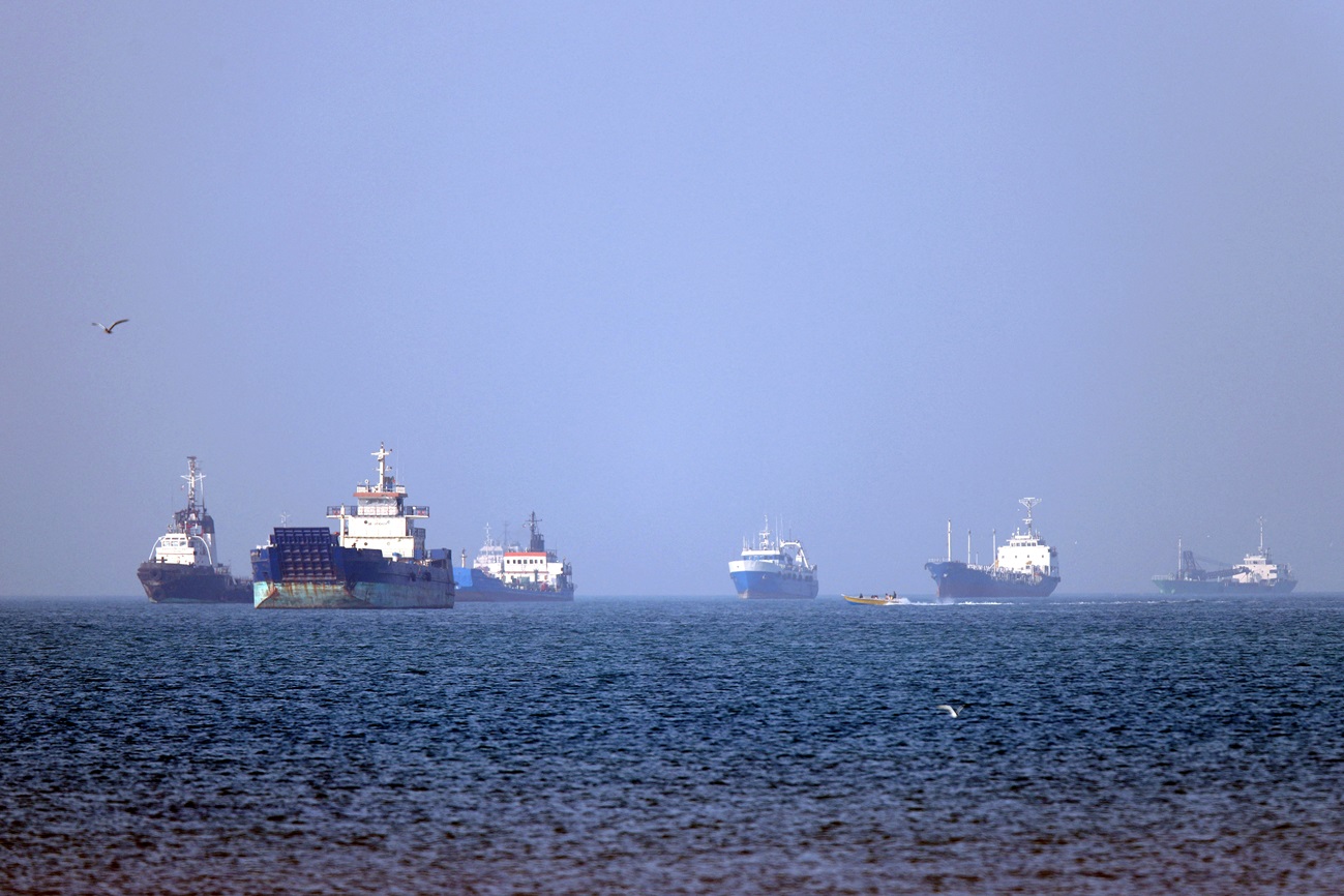 Dinilai Terus Ganggu Pelayaran Internasional di Selat Hormuz, AS Siap Menyerang Kembali Puluhan Lokasi Militer Iran