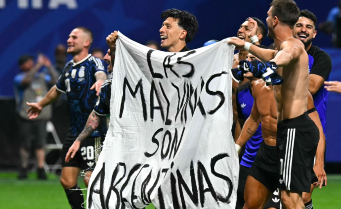 FIFA Berpotensi Jatuhkan Sanksi untuk Argentina usai Aksi Banner Politik di Semifinal Piala Dunia 2026