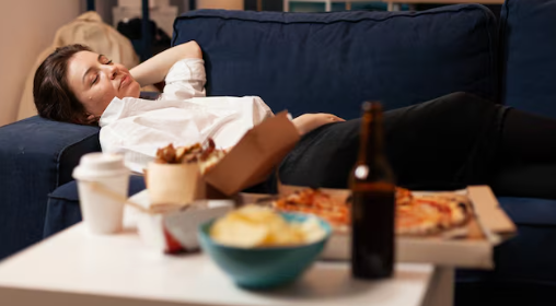 Hindarin! Ini 9 Makanan yang Sebaiknya Tidak Dikonsumsi Sebelum Tidur