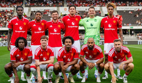 Michael Carrick Santai usai MU Kalah dari Wrexham, Fokus Bangun Kebugaran Jelang Musim Baru