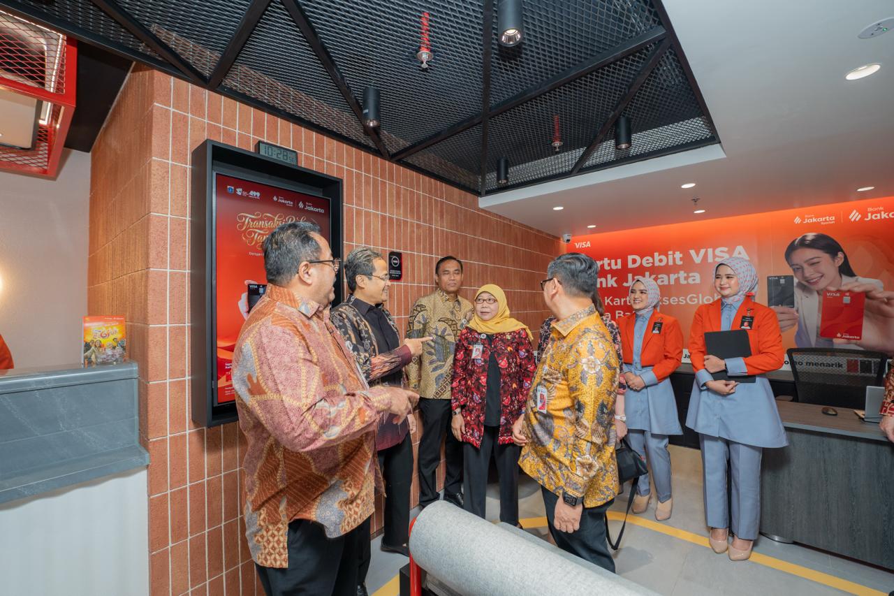 Bank Jakarta Terapkan eForm di KCP Kebayoran Park, Permudah Transaksi Nasabah di Kantor Cabang