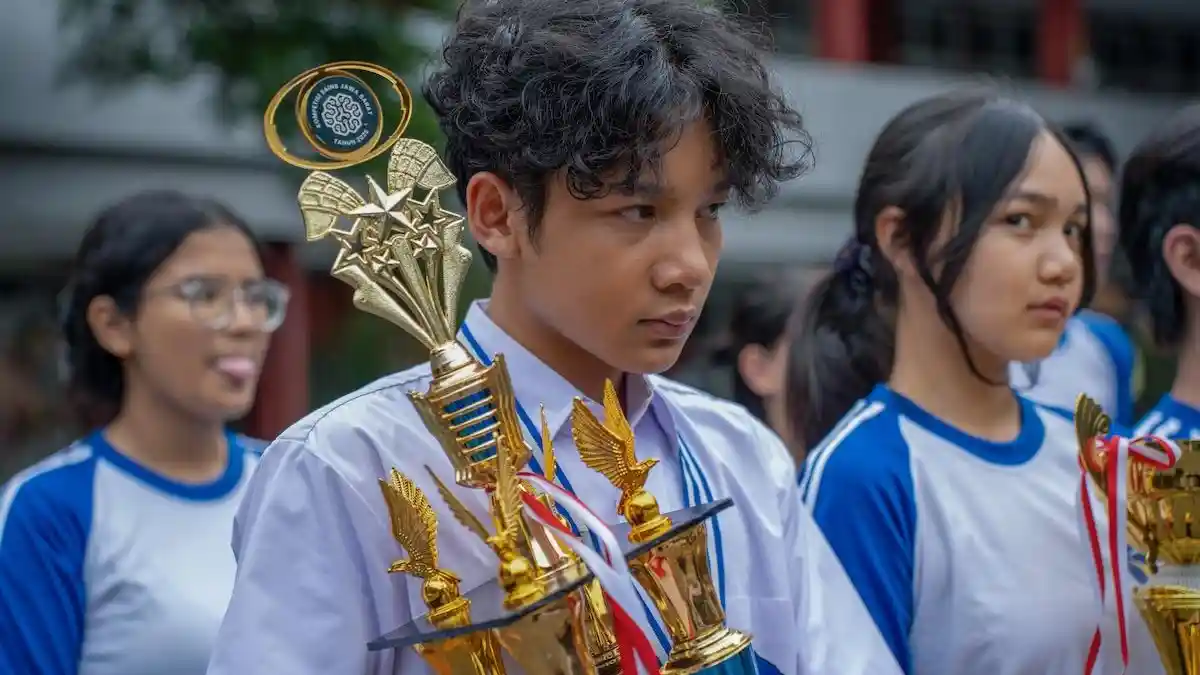 Daftar Soundtrack Film "Aku Sebelum Aku" di Netflix, Dimeriahkan Hindia hingga Nosstress