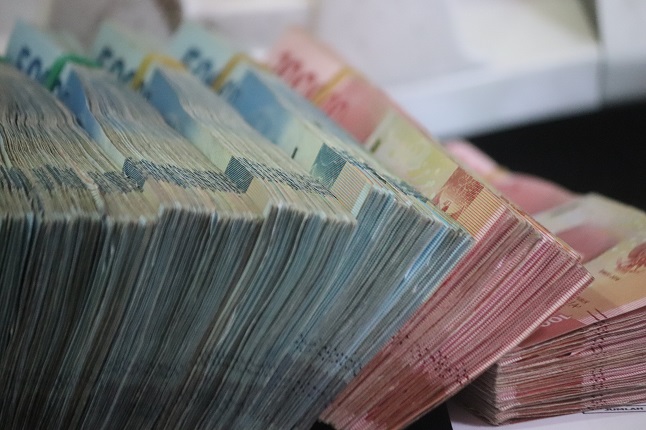 Cara Gen Z Mengatur Uang di Tengah Harga yang Terus Naik
