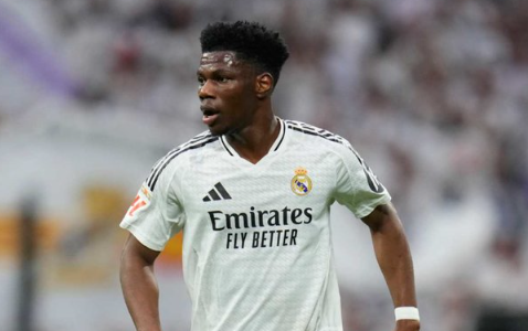 Fabrizio Romano Tegaskan Manchester United Sulit Rekrut Aurelien Tchouameni
