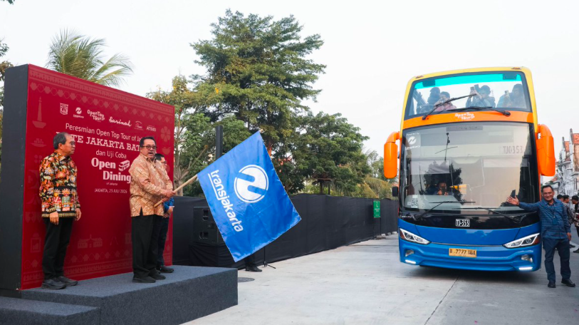 Open Top Tour Jakarta Batavia Resmi Meluncur, Ini Jadwal, Rute, dan Harga Tiketnya