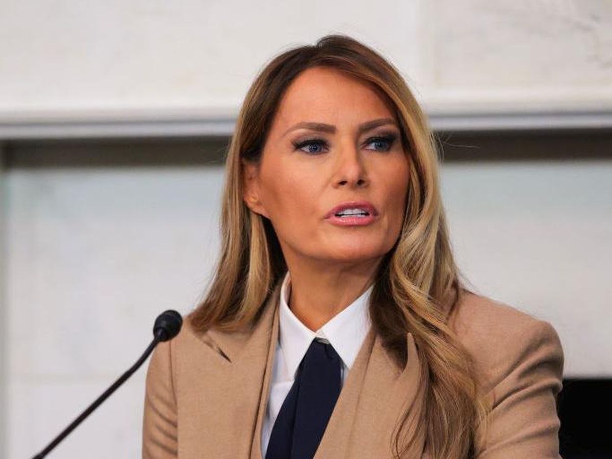 Gaya Melania Trump di Piala Dunia Pancing Kontroversi, Kenapa?