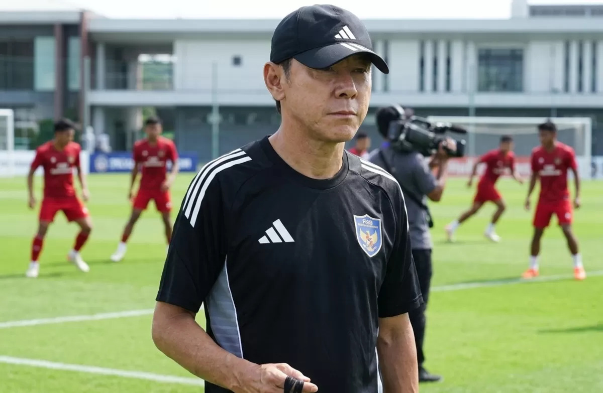 Shin-Tae-yong Terkena Sanksi Berupa Skorsing, Apakah Persija Terdampak?